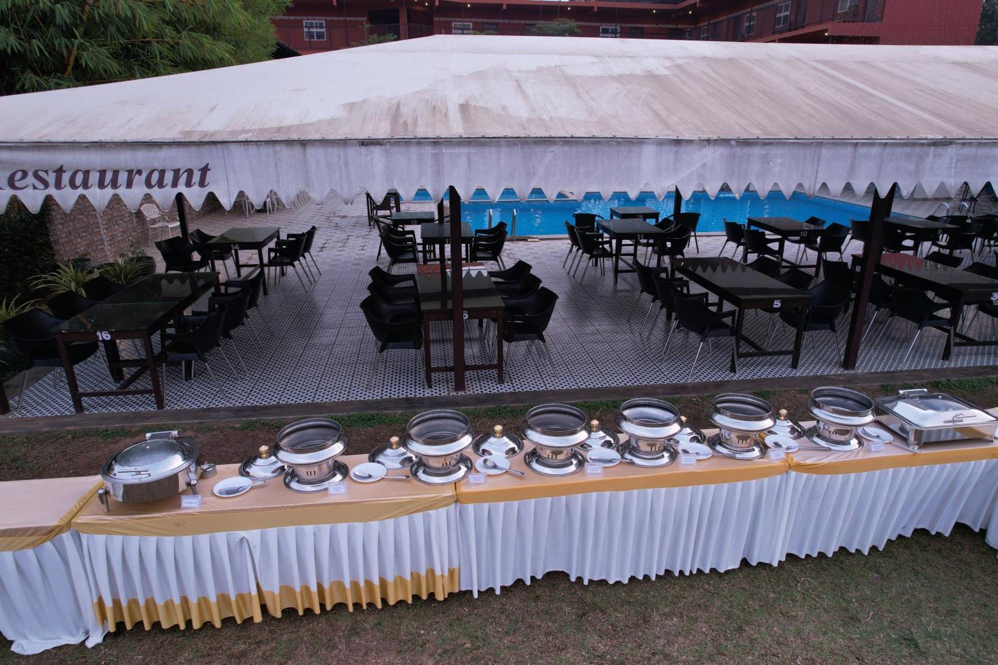 Vistar Resort & Hotels Kammasandra Buitenkant foto