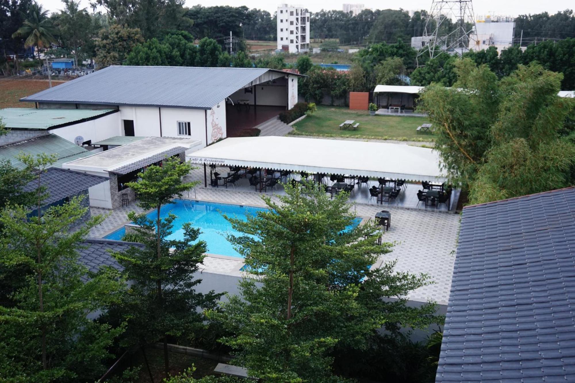 Vistar Resort & Hotels Kammasandra Buitenkant foto