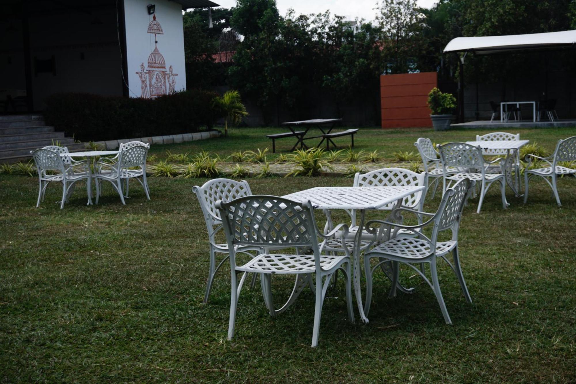 Vistar Resort & Hotels Kammasandra Buitenkant foto